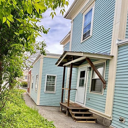 Traveler'S Den In Medford Apartment ภายนอก รูปภาพ