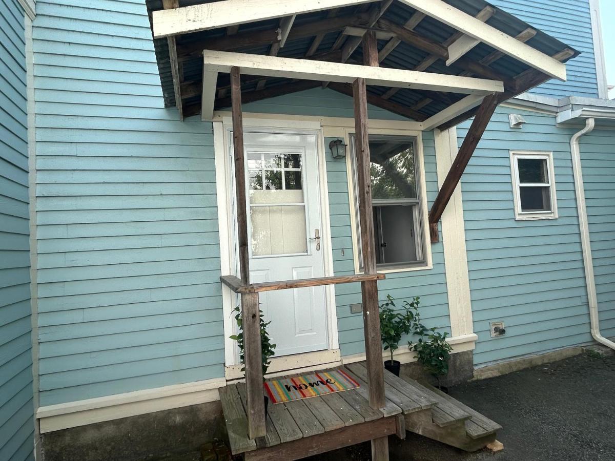 Traveler'S Den In Medford Apartment ภายนอก รูปภาพ